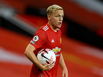 United's treatment of Van de B...